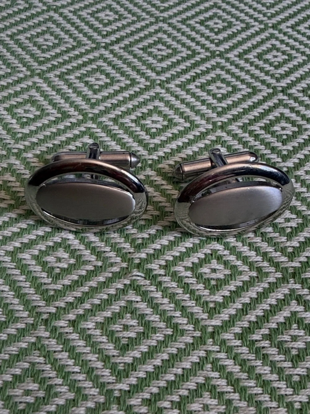 Men's Silver Oval Cufflinks - Classic Metal Finish